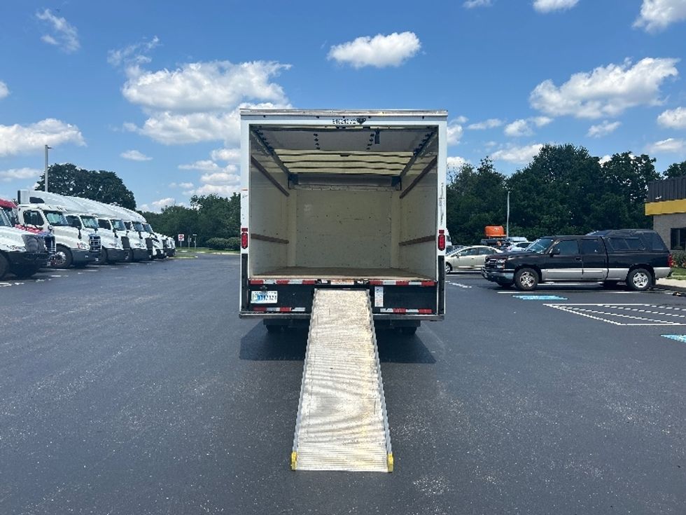 Light Duty Box Truck-Light and Medium Duty Trucks-GMC-2021-Savana G33903-Swedesboro-NJ-79,214\n\t\tmiles-$ 30,750 - Image 9