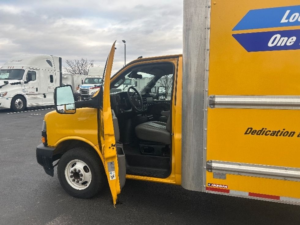 Light Duty Box Truck-Light and Medium Duty Trucks-GMC-2021-Savana G33903-Swedesboro-NJ-92,880\n\t\tmiles-$ 26,500 - Image 16