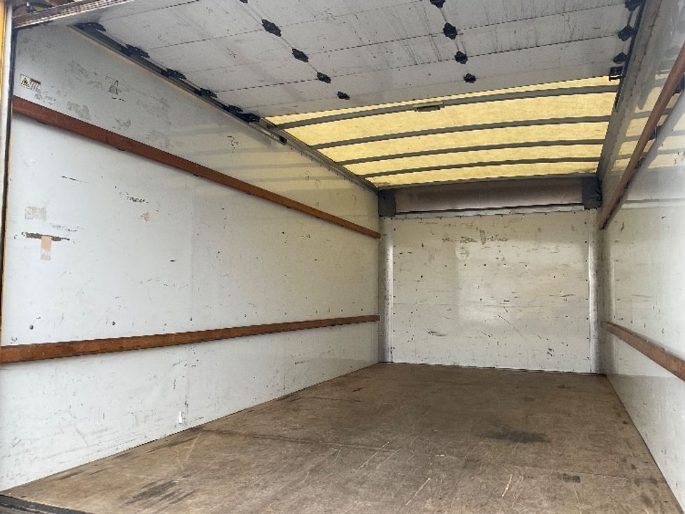 Light Duty Box Truck-Light and Medium Duty Trucks-GMC-2021-Savana G33903-Tacoma-WA-87,479\n\t\tmiles-$ 29,250 - Image 11