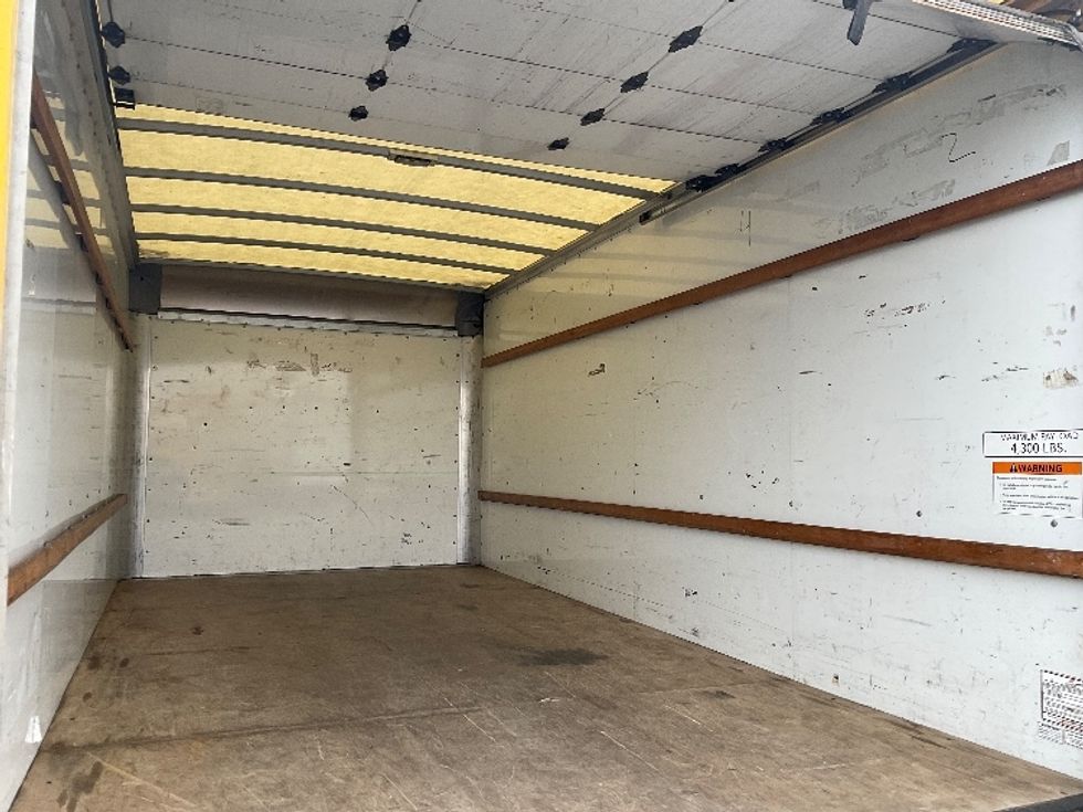 Light Duty Box Truck-Light and Medium Duty Trucks-GMC-2021-Savana G33903-Tacoma-WA-87,479\n\t\tmiles-$ 29,250 - Image 12