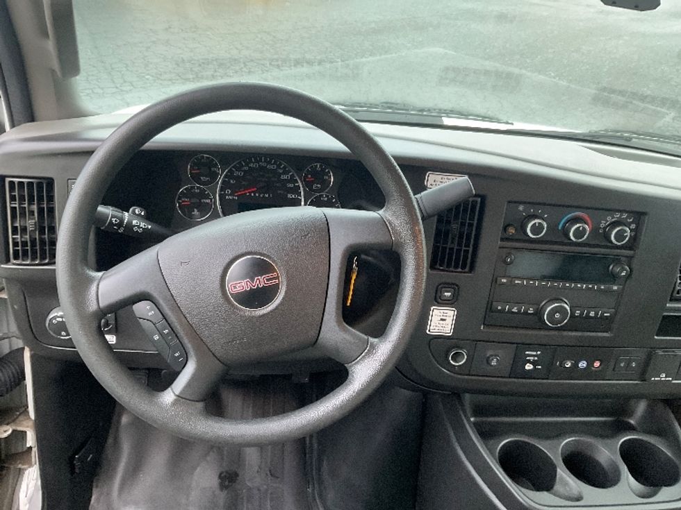 Light Duty Box Truck-Light and Medium Duty Trucks-GMC-2021-Savana G33903-Tacoma-WA-90,577\n\t\tmiles-$ 31,750 - Image 18