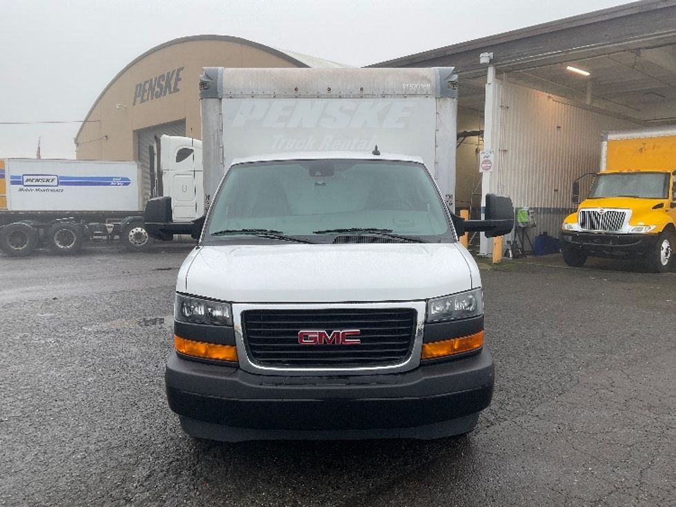 Light Duty Box Truck-Light and Medium Duty Trucks-GMC-2021-Savana G33903-Tacoma-WA-90,577\n\t\tmiles-$ 31,750 - Image 2