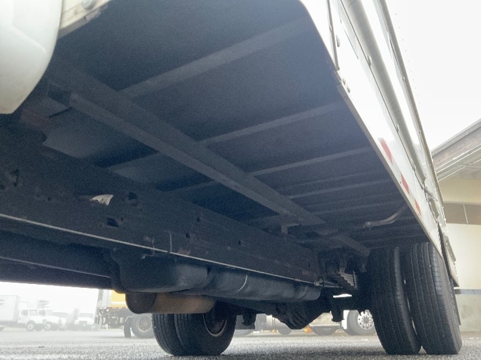 Light Duty Box Truck-Light and Medium Duty Trucks-GMC-2021-Savana G33903-Tacoma-WA-90,577\n\t\tmiles-$ 31,750 - Image 5