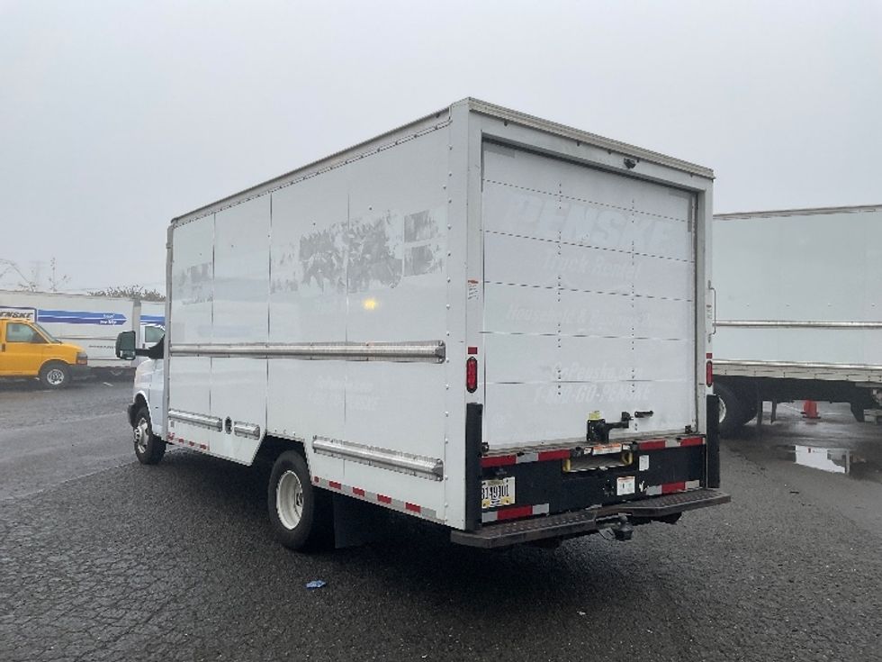 Light Duty Box Truck-Light and Medium Duty Trucks-GMC-2021-Savana G33903-Tacoma-WA-90,577\n\t\tmiles-$ 31,750 - Image 6