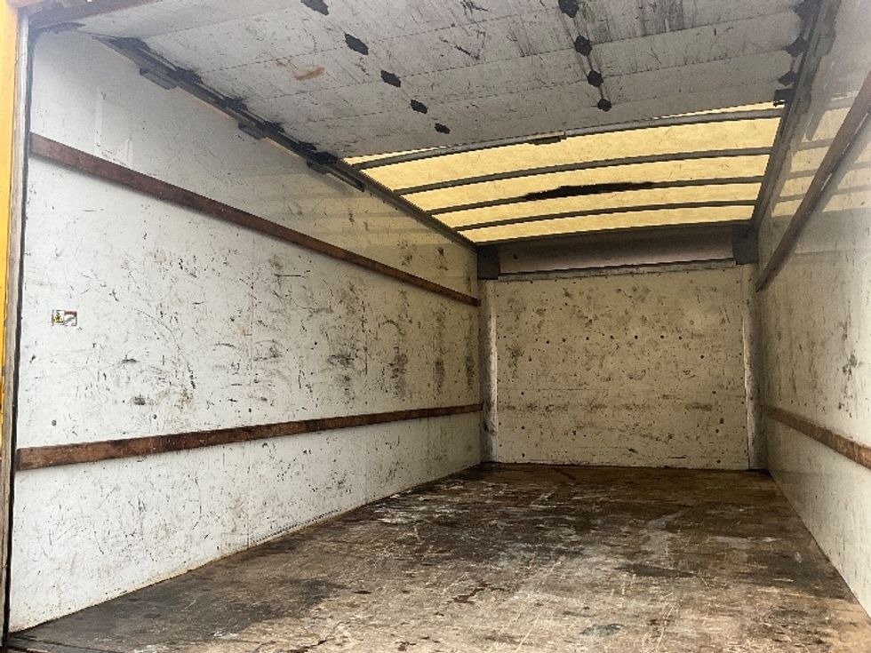 Light Duty Box Truck-Light and Medium Duty Trucks-GMC-2021-Savana G33903-Tacoma-WA-94,760\n\t\tmiles-$ 28,250 - Image 11