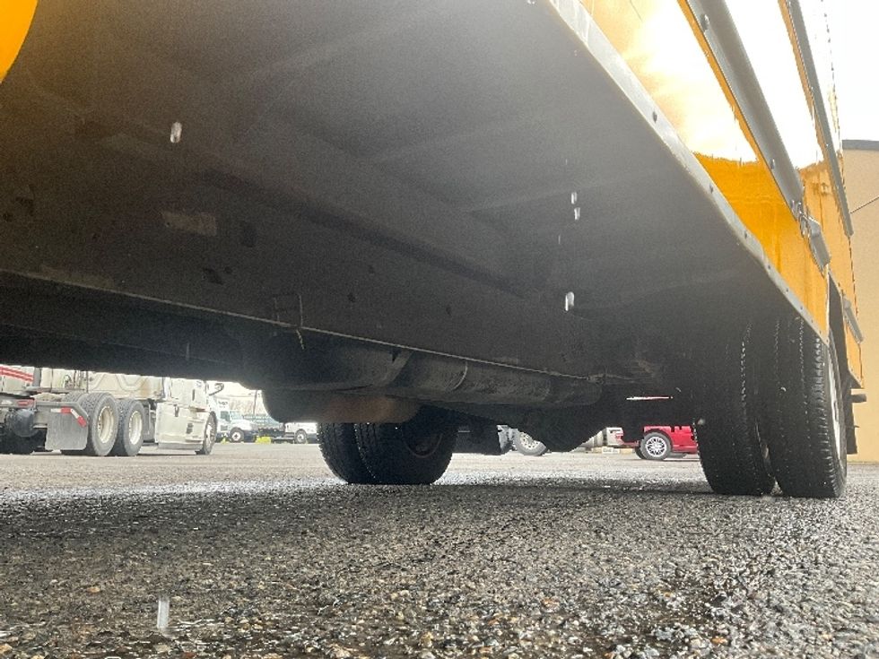 Light Duty Box Truck-Light and Medium Duty Trucks-GMC-2021-Savana G33903-Tacoma-WA-94,760\n\t\tmiles-$ 28,250 - Image 5