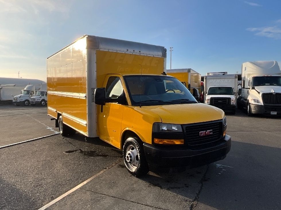 Light Duty Box Truck-Light and Medium Duty Trucks-GMC-2021-Savana G33903-Tacoma-WA-97,694\n\t\tmiles-$ 28,000 - Image 1