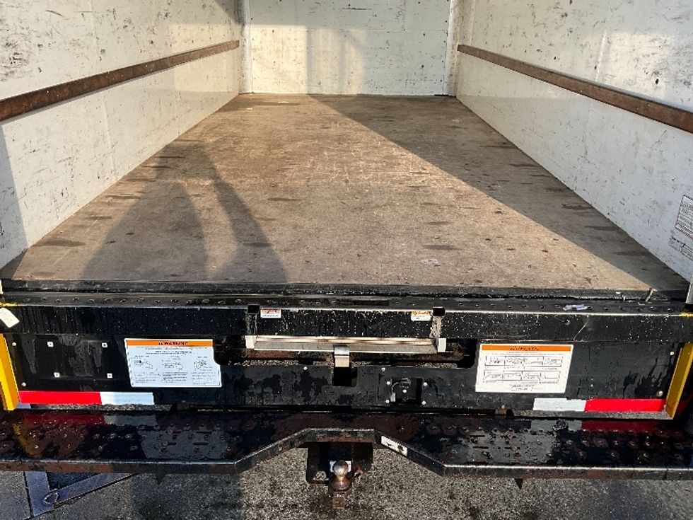 Light Duty Box Truck-Light and Medium Duty Trucks-GMC-2021-Savana G33903-Tacoma-WA-97,694\n\t\tmiles-$ 28,000 - Image 10