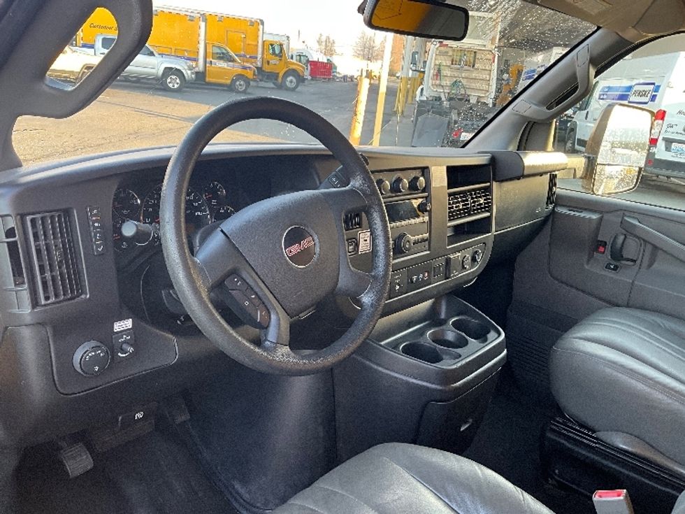 Light Duty Box Truck-Light and Medium Duty Trucks-GMC-2021-Savana G33903-Tacoma-WA-97,694\n\t\tmiles-$ 28,000 - Image 17