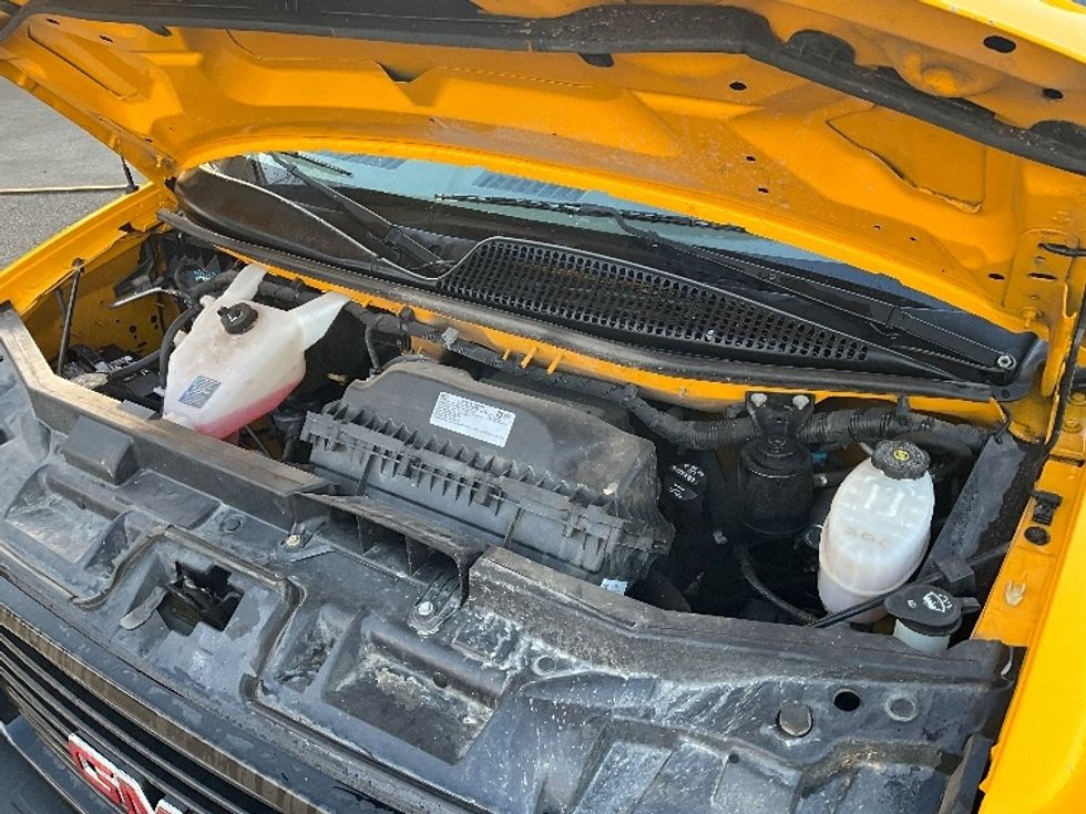 Light Duty Box Truck-Light and Medium Duty Trucks-GMC-2021-Savana G33903-Tacoma-WA-97,694\n\t\tmiles-$ 28,000 - Image 24