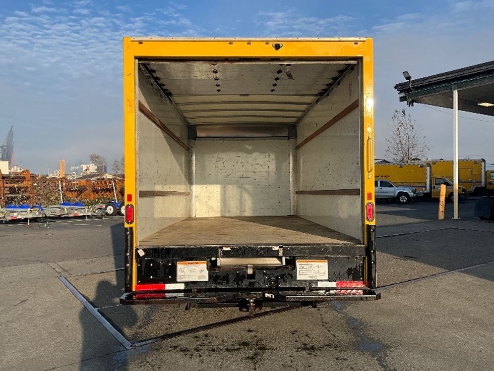 Light Duty Box Truck-Light and Medium Duty Trucks-GMC-2021-Savana G33903-Tacoma-WA-97,694\n\t\tmiles-$ 28,000 - Image 8