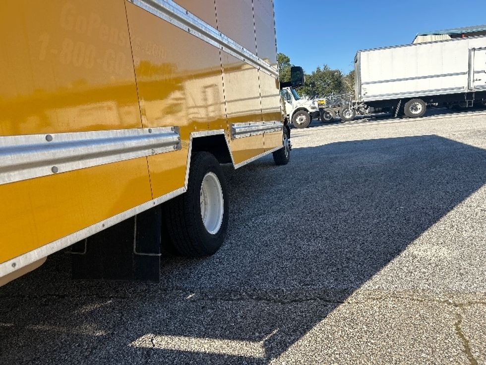 Light Duty Box Truck-Light and Medium Duty Trucks-GMC-2021-Savana G33903-Tallahassee-FL-109,095\n\t\tmiles-$ 26,500 - Image 13