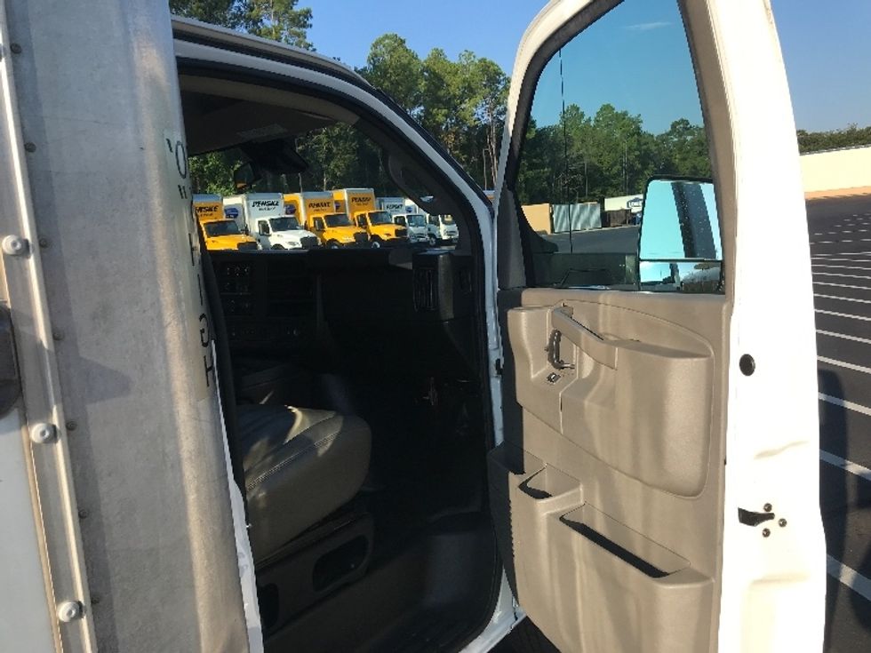 Light Duty Box Truck-Light and Medium Duty Trucks-GMC-2021-Savana G33903-Tallahassee-FL-113,410\n\t\tmiles-$ 30,000 - Image 19