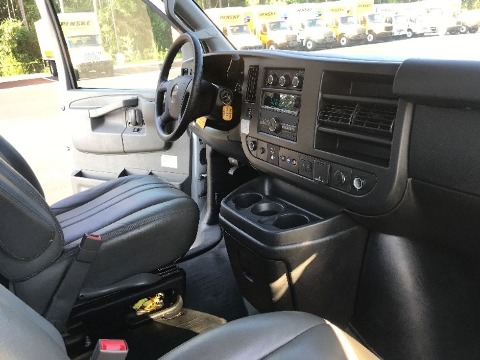 Light Duty Box Truck-Light and Medium Duty Trucks-GMC-2021-Savana G33903-Tallahassee-FL-113,410\n\t\tmiles-$ 30,000 - Image 21