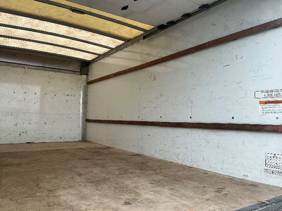 Light Duty Box Truck-Light and Medium Duty Trucks-GMC-2021-Savana G33903-Tallahassee-FL-82,717\n\t\tmiles-$ 29,500 - Image 12