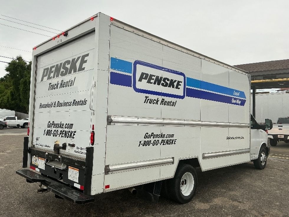 Light Duty Box Truck-Light and Medium Duty Trucks-GMC-2021-Savana G33903-Tallahassee-FL-82,717\n\t\tmiles-$ 29,500 - Image 13