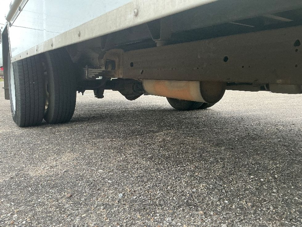 Light Duty Box Truck-Light and Medium Duty Trucks-GMC-2021-Savana G33903-Tallahassee-FL-82,717\n\t\tmiles-$ 29,500 - Image 14
