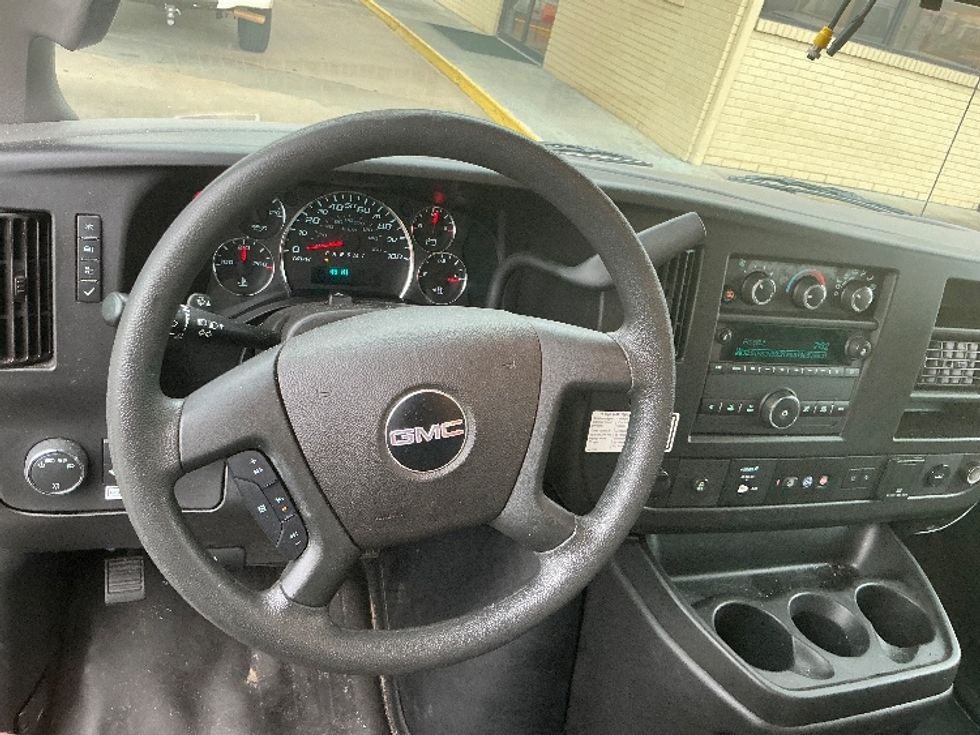 Light Duty Box Truck-Light and Medium Duty Trucks-GMC-2021-Savana G33903-Tallahassee-FL-82,717\n\t\tmiles-$ 29,500 - Image 18