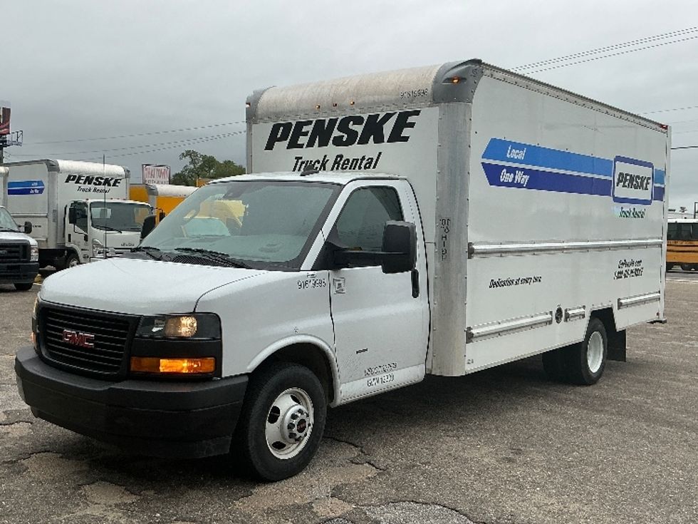 Light Duty Box Truck-Light and Medium Duty Trucks-GMC-2021-Savana G33903-Tallahassee-FL-82,717\n\t\tmiles-$ 29,500 - Image 3