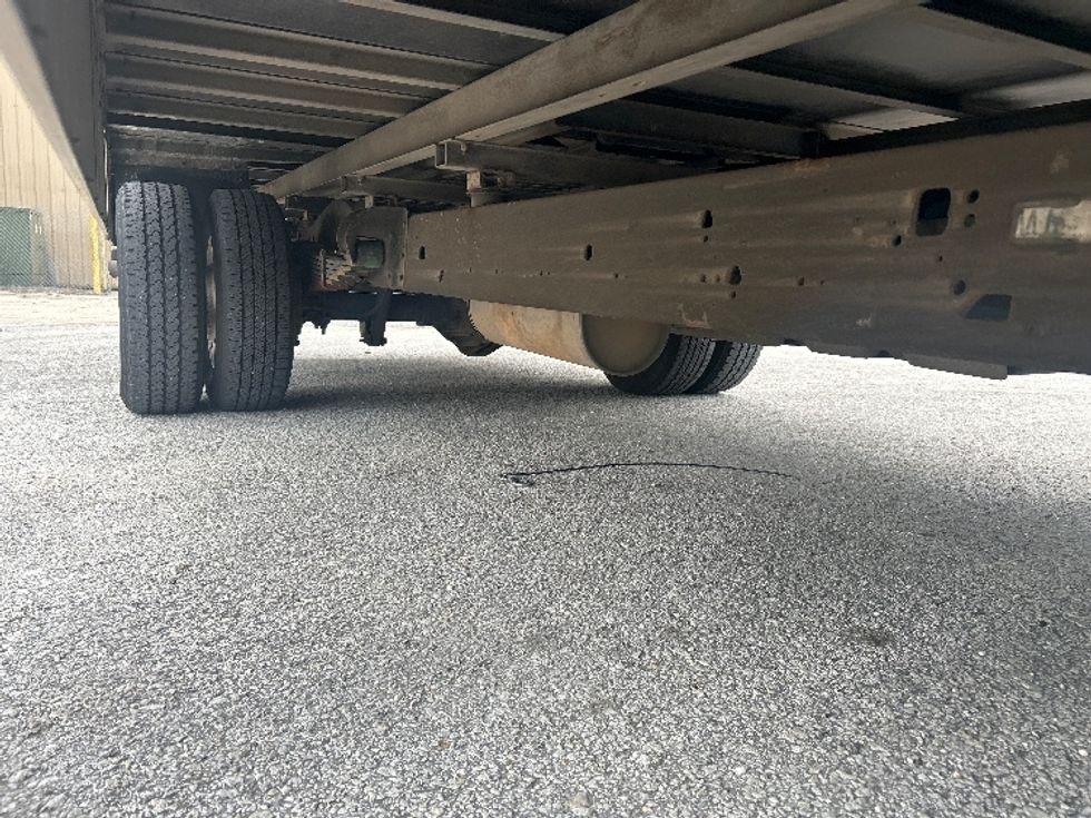 Light Duty Box Truck-Light and Medium Duty Trucks-GMC-2021-Savana G33903-Tallahassee-FL-85,729\n\t\tmiles-$ 32,500 - Image 14