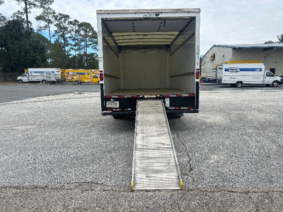 Light Duty Box Truck-Light and Medium Duty Trucks-GMC-2021-Savana G33903-Tallahassee-FL-85,729\n\t\tmiles-$ 32,500 - Image 9