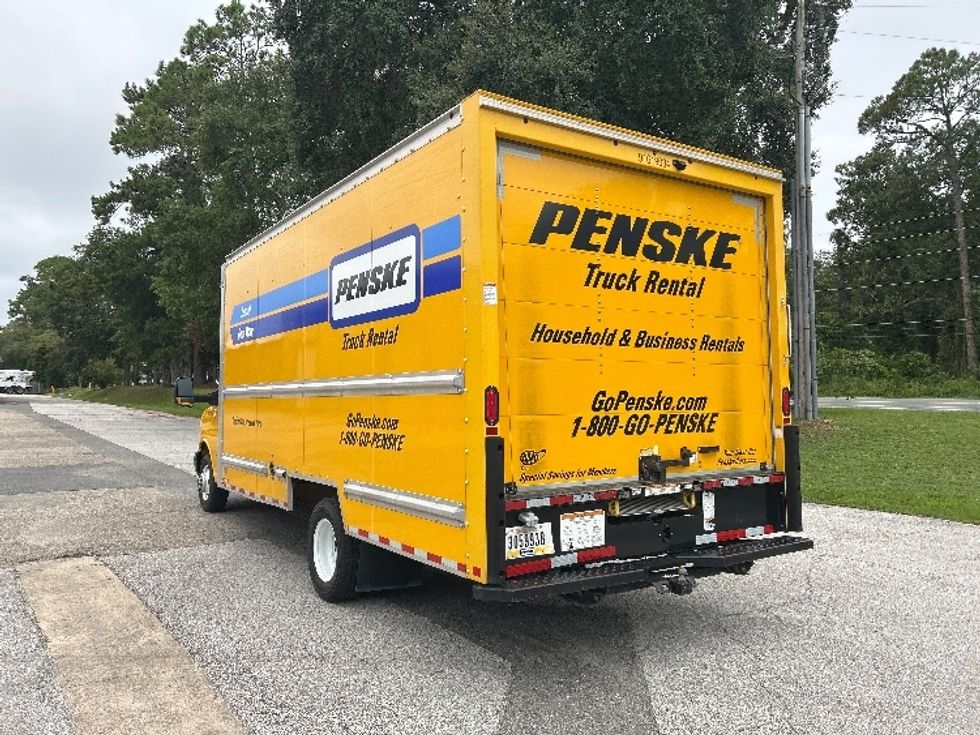 Light Duty Box Truck-Light and Medium Duty Trucks-GMC-2021-Savana G33903-Tallahassee-FL-89,788\n\t\tmiles-$ 27,250 - Image 6