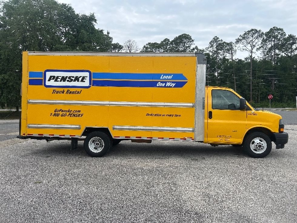 Light Duty Box Truck-Light and Medium Duty Trucks-GMC-2021-Savana G33903-Tallahassee-FL-91,068\n\t\tmiles-$ 26,500 - Image 15