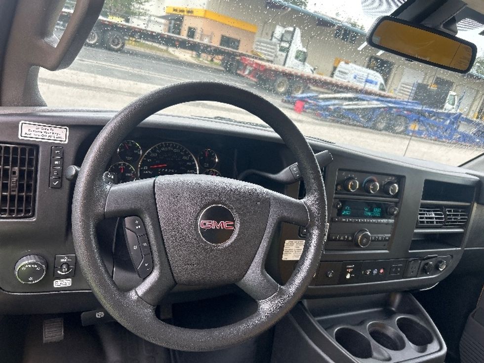 Light Duty Box Truck-Light and Medium Duty Trucks-GMC-2021-Savana G33903-Tallahassee-FL-91,068\n\t\tmiles-$ 26,500 - Image 18