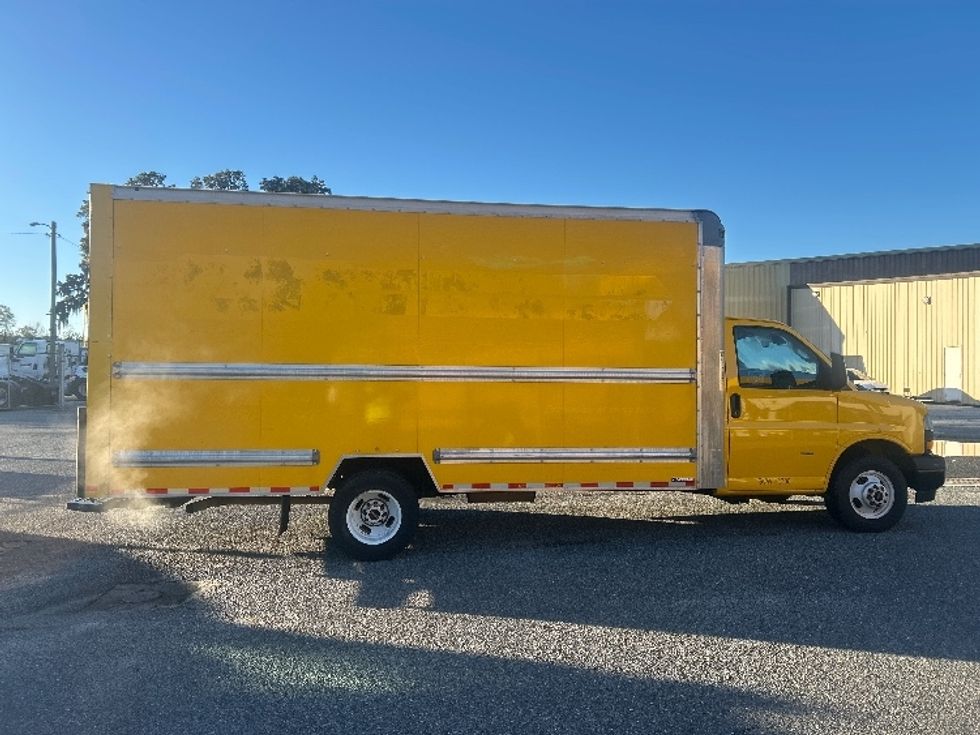 Light Duty Box Truck-Light and Medium Duty Trucks-GMC-2021-Savana G33903-Tallahassee-FL-92,720\n\t\tmiles-$ 28,500 - Image 15