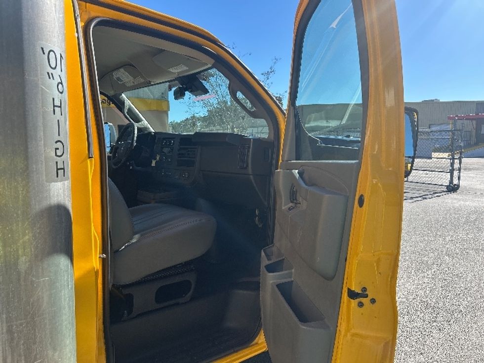 Light Duty Box Truck-Light and Medium Duty Trucks-GMC-2021-Savana G33903-Tallahassee-FL-92,720\n\t\tmiles-$ 28,500 - Image 20