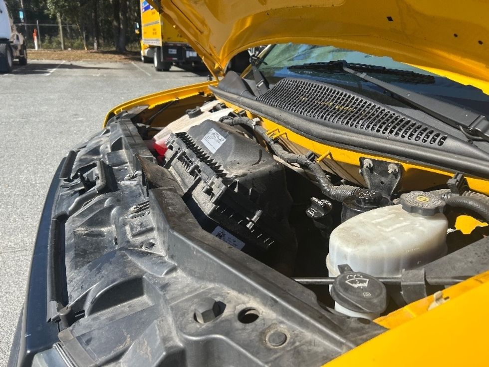 Light Duty Box Truck-Light and Medium Duty Trucks-GMC-2021-Savana G33903-Tallahassee-FL-92,720\n\t\tmiles-$ 28,500 - Image 24