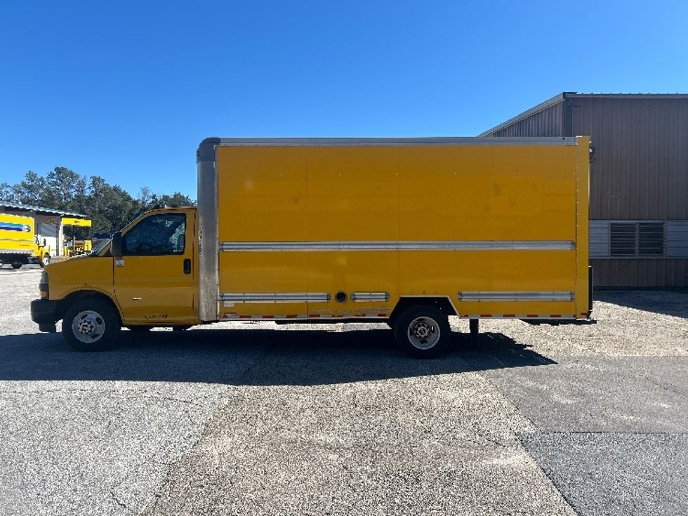 Light Duty Box Truck-Light and Medium Duty Trucks-GMC-2021-Savana G33903-Tallahassee-FL-92,720\n\t\tmiles-$ 28,500 - Image 4