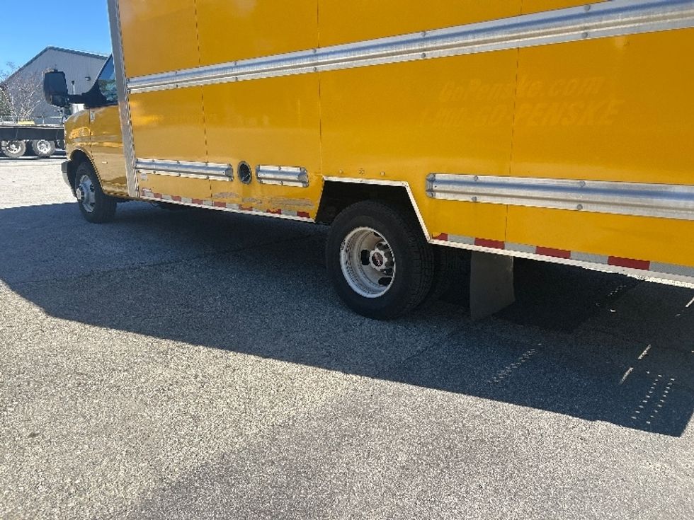 Light Duty Box Truck-Light and Medium Duty Trucks-GMC-2021-Savana G33903-Tallahassee-FL-92,720\n\t\tmiles-$ 28,500 - Image 5