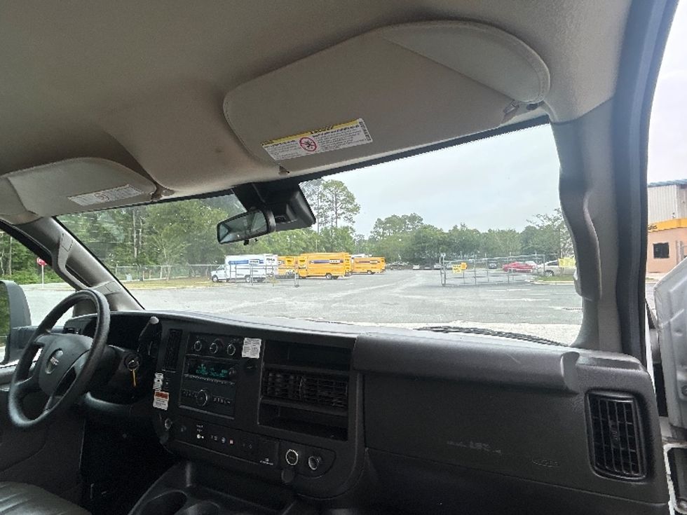Light Duty Box Truck-Light and Medium Duty Trucks-GMC-2021-Savana G33903-Tallahassee-FL-97,540\n\t\tmiles-$ 26,750 - Image 21