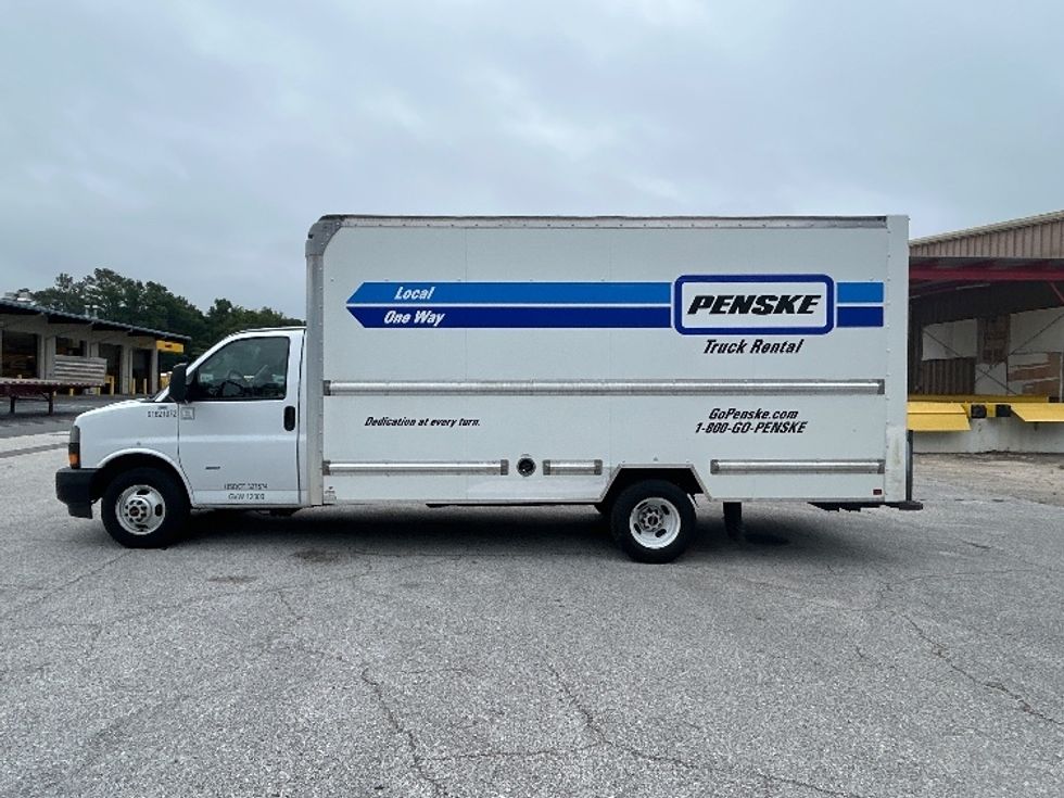Light Duty Box Truck-Light and Medium Duty Trucks-GMC-2021-Savana G33903-Tallahassee-FL-97,540\n\t\tmiles-$ 26,750 - Image 4