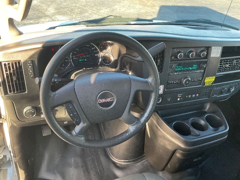 Light Duty Box Truck-Light and Medium Duty Trucks-GMC-2021-Savana G33903-Tampa-FL-102,178\n\t\tmiles-$ 29,750 - Image 17