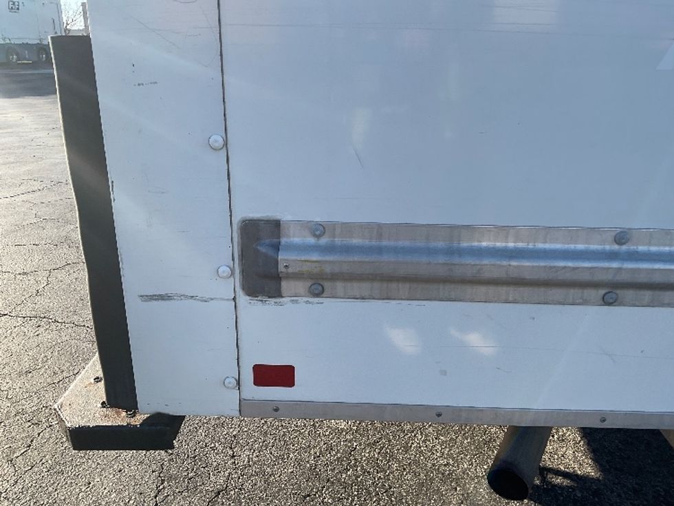 Light Duty Box Truck-Light and Medium Duty Trucks-GMC-2021-Savana G33903-Tampa-FL-102,178\n\t\tmiles-$ 29,750 - Image 28