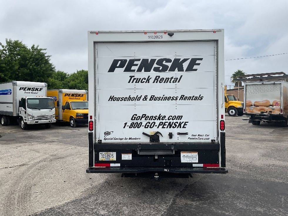 Light Duty Box Truck-Light and Medium Duty Trucks-GMC-2021-Savana G33903-Tampa-FL-104,227\n\t\tmiles-$ 30,250 - Image 7