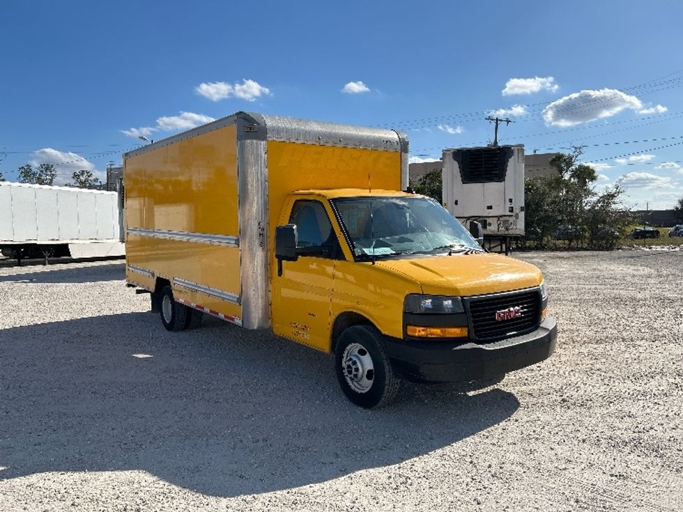 Light Duty Box Truck-Light and Medium Duty Trucks-GMC-2021-Savana G33903-Tampa-FL-115,455\n\t\tmiles-$ 25,250 - Image 1