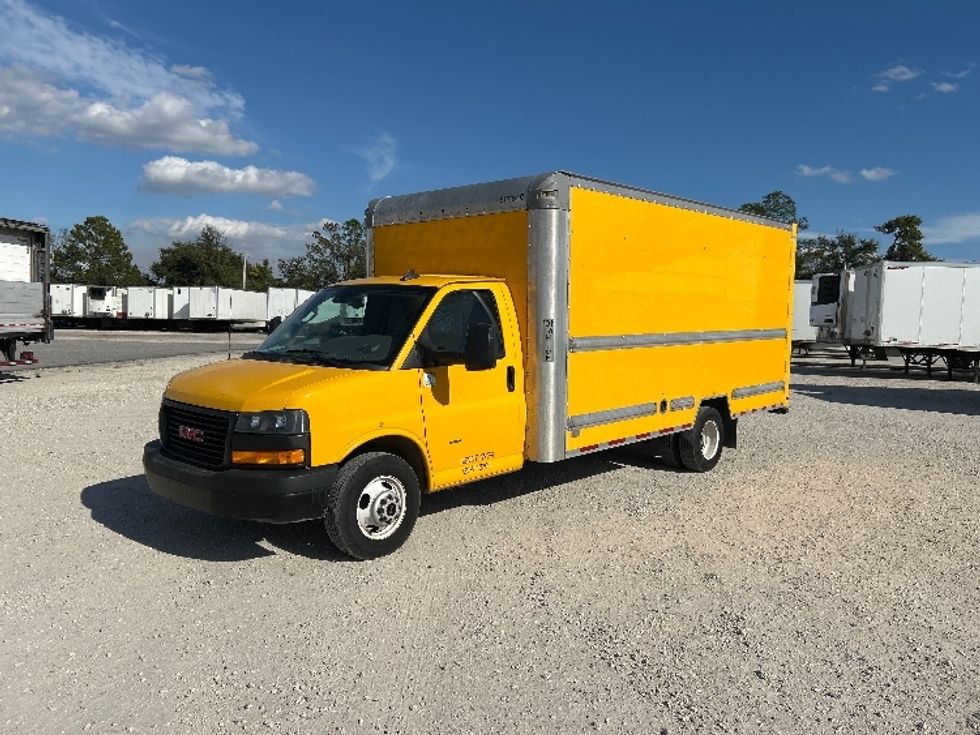 Light Duty Box Truck-Light and Medium Duty Trucks-GMC-2021-Savana G33903-Tampa-FL-115,455\n\t\tmiles-$ 25,250 - Image 3