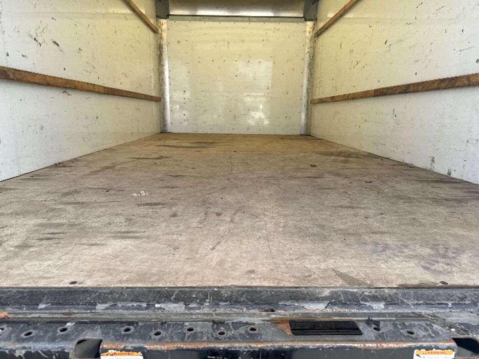 Light Duty Box Truck-Light and Medium Duty Trucks-GMC-2021-Savana G33903-Tampa-FL-115,638\n\t\tmiles-$ 28,250 - Image 10