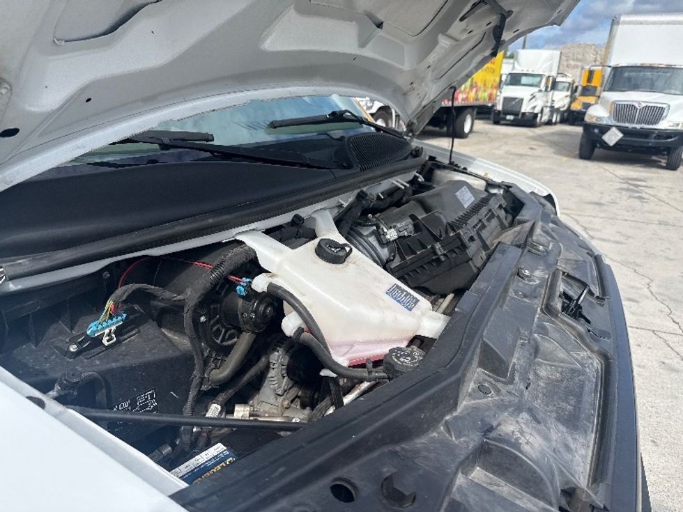 Light Duty Box Truck-Light and Medium Duty Trucks-GMC-2021-Savana G33903-Tampa-FL-115,638\n\t\tmiles-$ 28,250 - Image 23