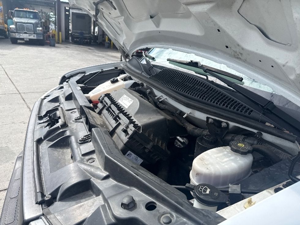 Light Duty Box Truck-Light and Medium Duty Trucks-GMC-2021-Savana G33903-Tampa-FL-115,638\n\t\tmiles-$ 28,250 - Image 24