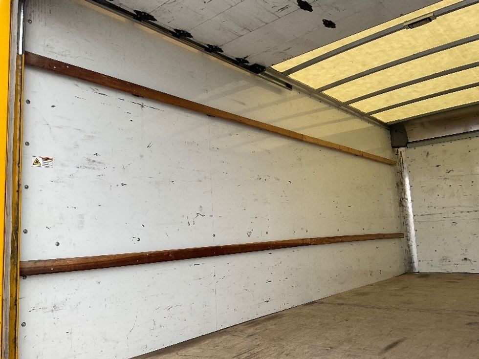 Light Duty Box Truck-Light and Medium Duty Trucks-GMC-2021-Savana G33903-Tampa-FL-122,250\n\t\tmiles-$ 24,250 - Image 11