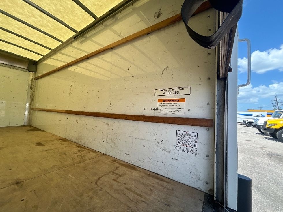 Light Duty Box Truck-Light and Medium Duty Trucks-GMC-2021-Savana G33903-Tampa-FL-129,647\n\t\tmiles-$ 25,250 - Image 11