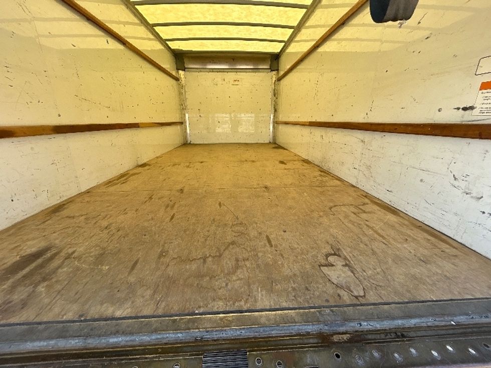 Light Duty Box Truck-Light and Medium Duty Trucks-GMC-2021-Savana G33903-Tampa-FL-129,647\n\t\tmiles-$ 25,250 - Image 8