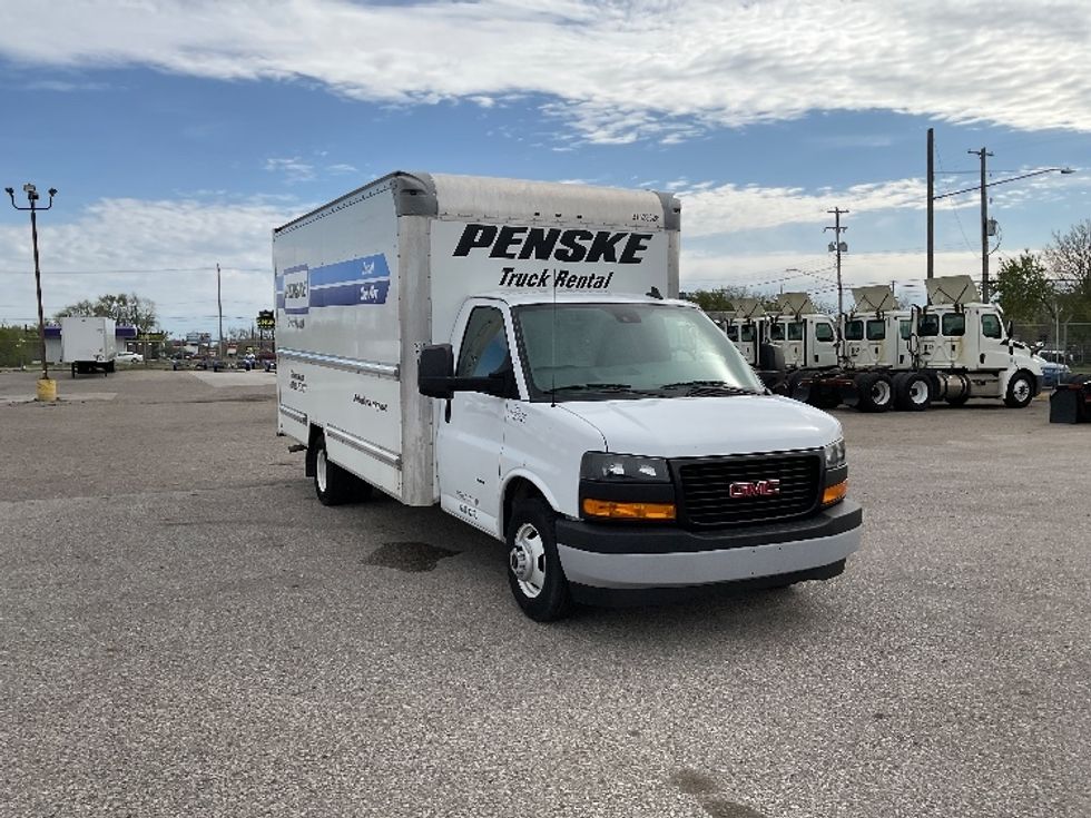 Light Duty Box Truck-Light and Medium Duty Trucks-GMC-2021-Savana G33903-Tampa-FL-51,646\n\t\tmiles-$ 36,250 - Image 1