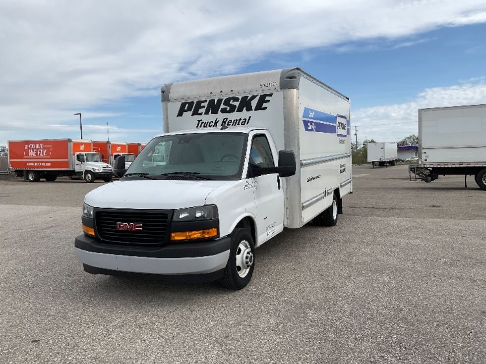Light Duty Box Truck-Light and Medium Duty Trucks-GMC-2021-Savana G33903-Tampa-FL-51,646\n\t\tmiles-$ 36,250 - Image 3