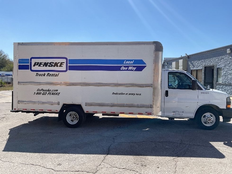 Light Duty Box Truck-Light and Medium Duty Trucks-GMC-2021-Savana G33903-Tampa-FL-62,106\n\t\tmiles-$ 35,250 - Image 14