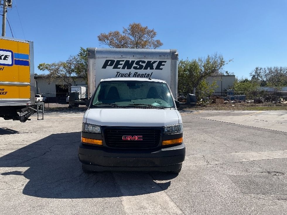 Light Duty Box Truck-Light and Medium Duty Trucks-GMC-2021-Savana G33903-Tampa-FL-62,106\n\t\tmiles-$ 35,250 - Image 2